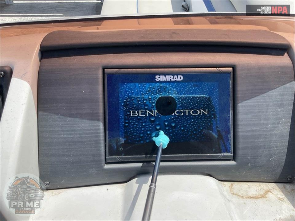 2023 Bennington Pontoons 22 SS(*) S SERIES L=23/E=1-150HP MERCURY OB — фото 6