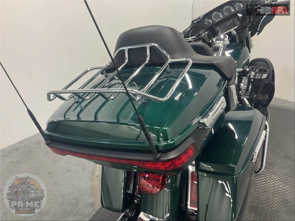 2015 Harley-Davidson FLHTK ELECTRA GLIDE ULTRA LIMITED — фото 21