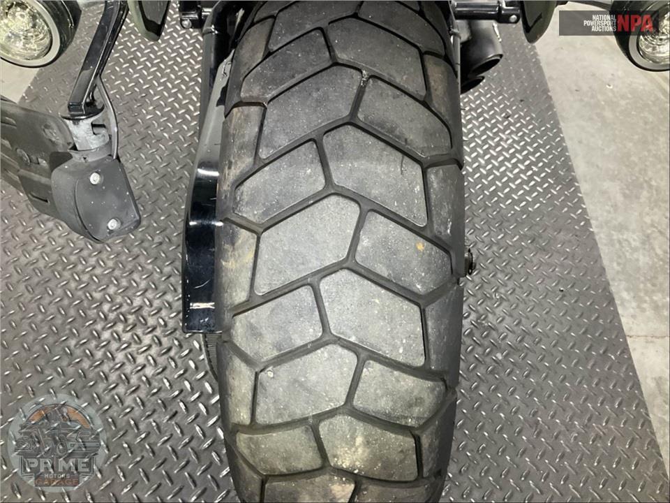 2021 Harley-Davidson FXFBS FAT BOB 114 — фото 19
