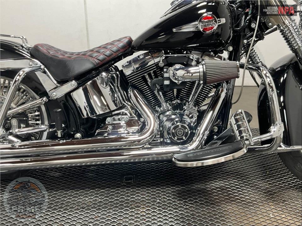 2016 Harley-Davidson FLSTC HERITAGE SOFTAIL CLASSIC — фото 6