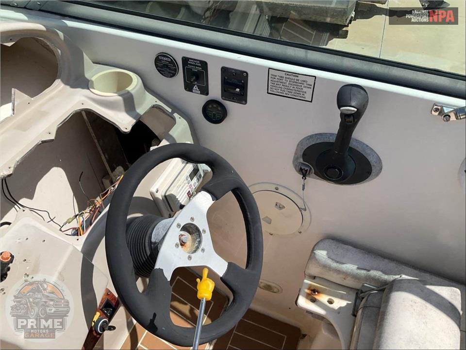 2003 Rinker Boat FIESTA VEE 270/EC L=30/E=1-SD — фото 10
