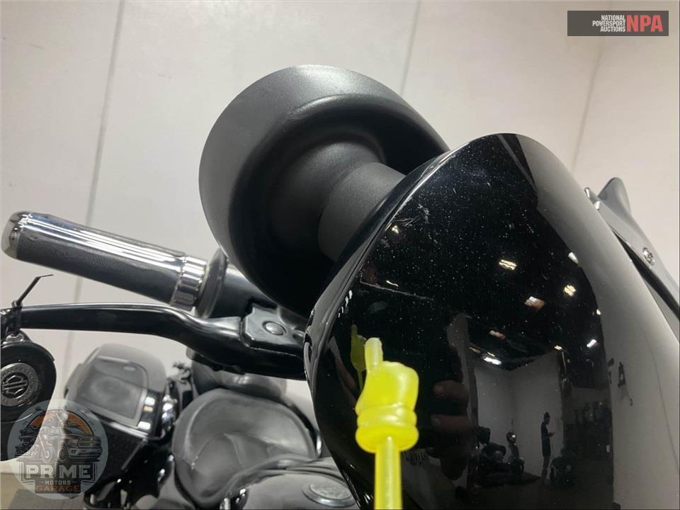 2016 Harley-Davidson FLHXSE CVO STREET GLIDE SPECIAL — фото 15