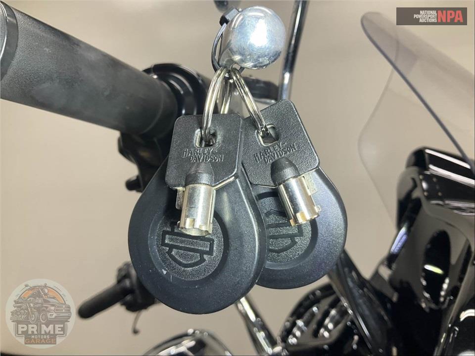 2019 Harley-Davidson FLTRU ROAD GLIDE ULTRA — фото 10