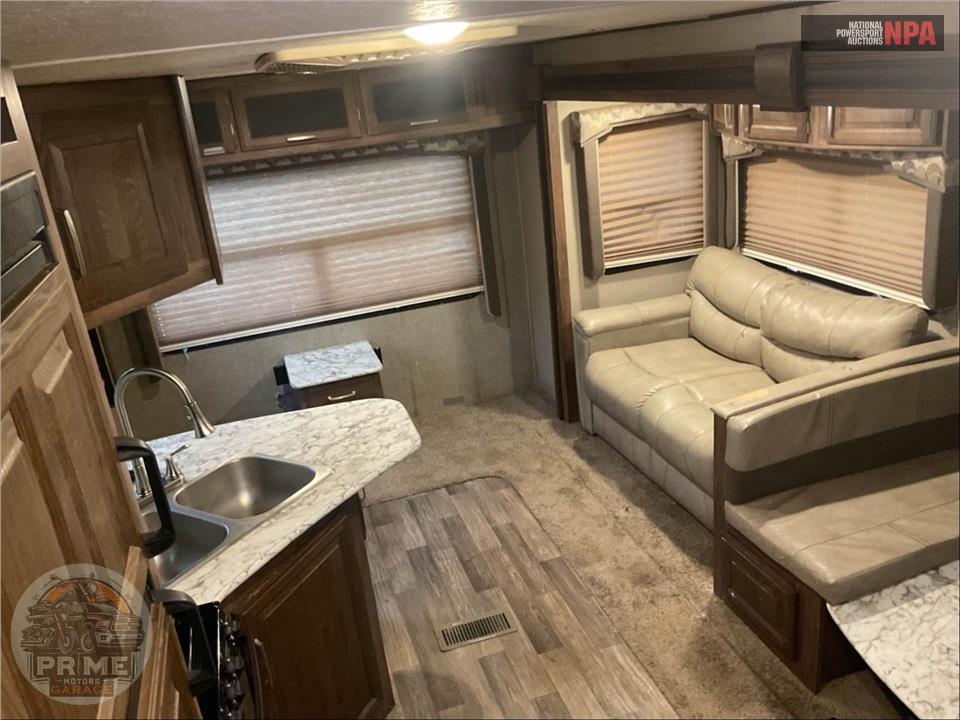 2017 Keystone Rv M-28 RLSWE - COUGAR SERIES — фото 6