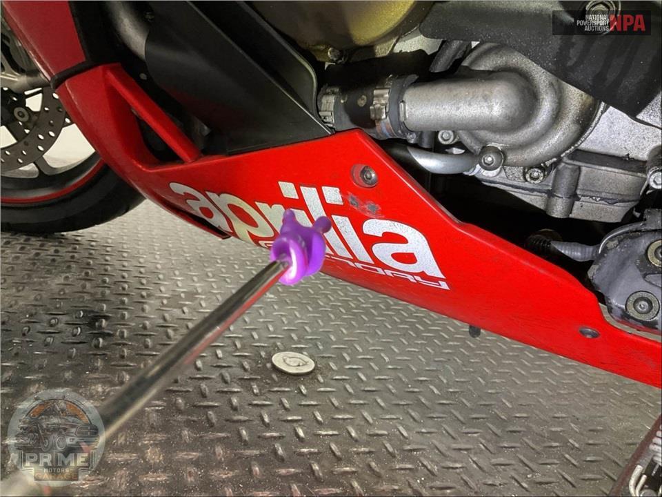2014 Aprilia RSV4 FACTORY APRC — фото 17