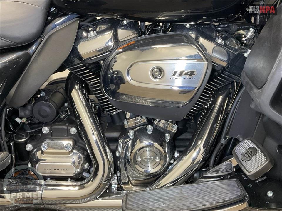 2023 Harley-Davidson FLHTCUTG TRI GLIDE ULTRA CLASSIC — фото 6