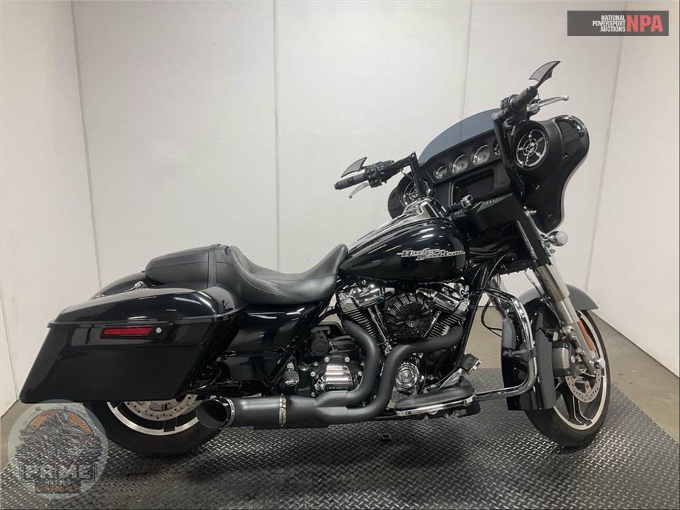 2019 Harley-Davidson FLHX STREET GLIDE — фото 1