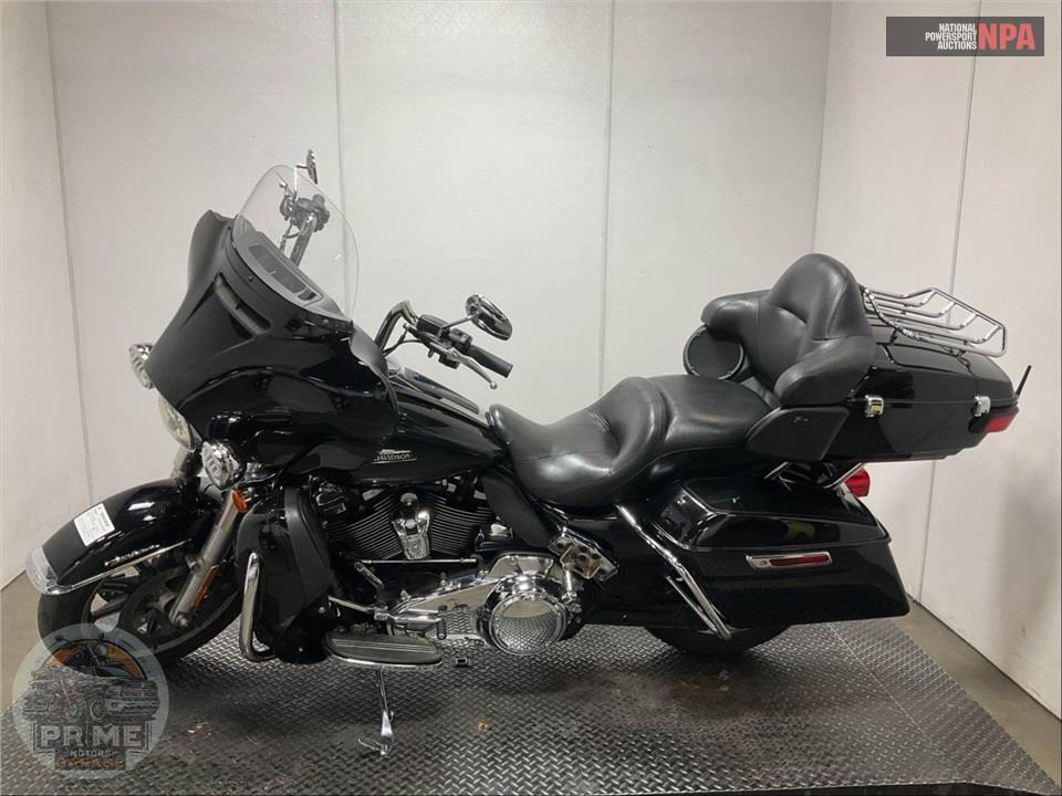 2019 Harley-Davidson FLHTCU ELECTRA GLIDE ULTRA CLASSIC — фото 3