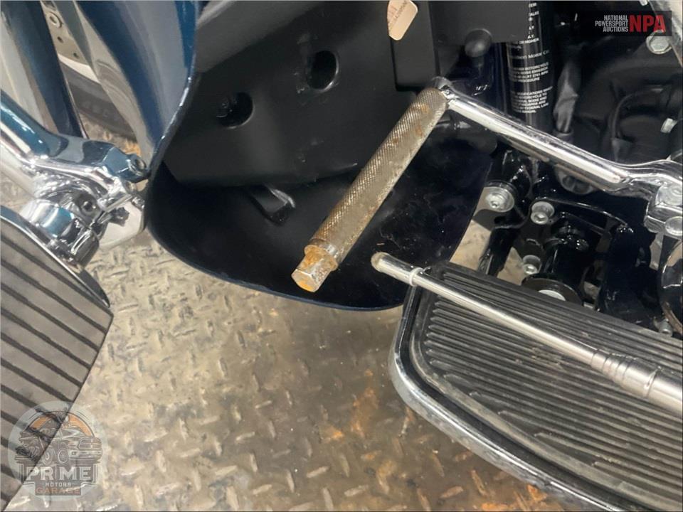 2020 Harley-Davidson FLHTCUTG TRI GLIDE ULTRA — фото 25