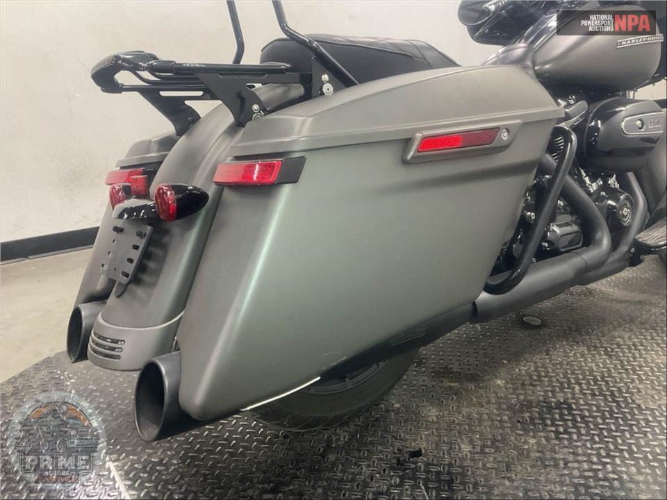 2019 Harley-Davidson FLHXS STREET GLIDE SPECIAL — фото 19