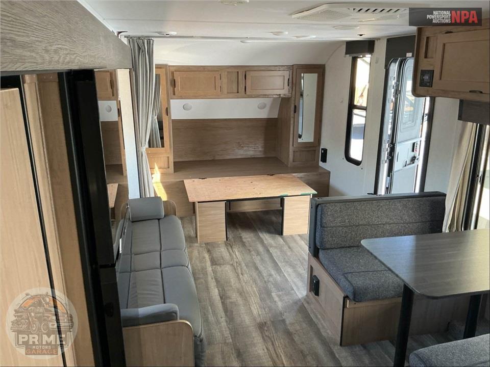 2024 Cherokee By Forest River M-22CE - GREY WOLF SERIES — фото 6