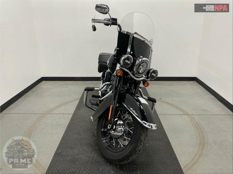 2020 Harley-Davidson FLHCS HERITAGE CLASSIC 114 — фото 2