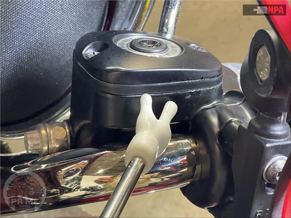 2014 Harley-Davidson FLHTCUTG TRIGLIDE ULTRA CLASSIC — фото 32