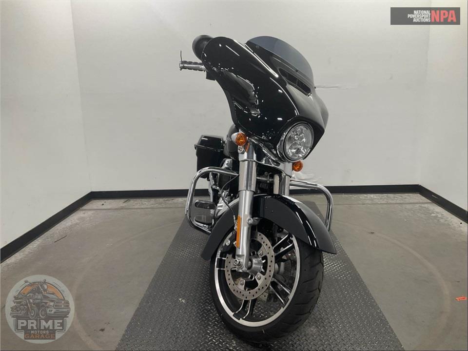 2016 Harley-Davidson FLHX STREET GLIDE — фото 2