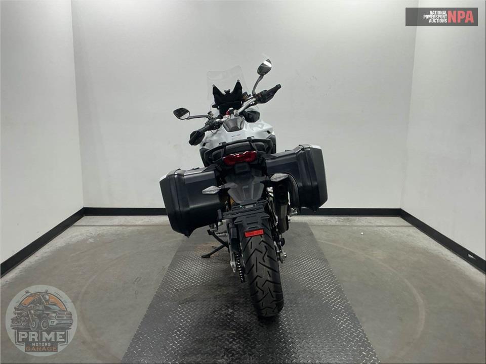 2024 Ducati Multistrada V4 S Travel&Radar — фото 4