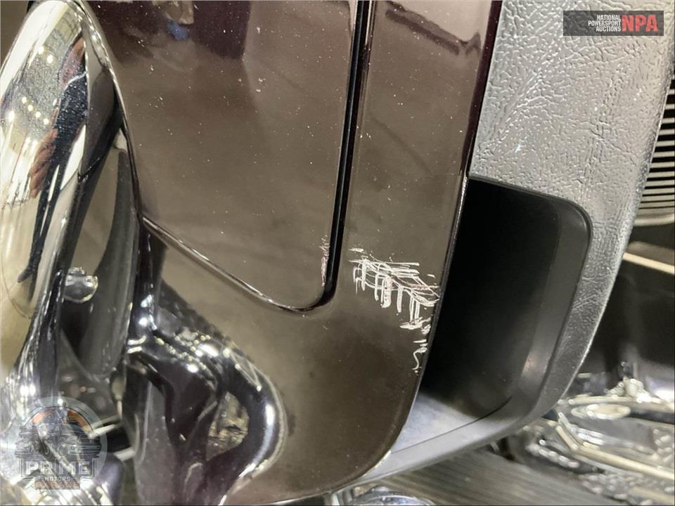 2014 Harley-Davidson FLHTK ELECTRA GLIDE ULTRA LIMITED — фото 22