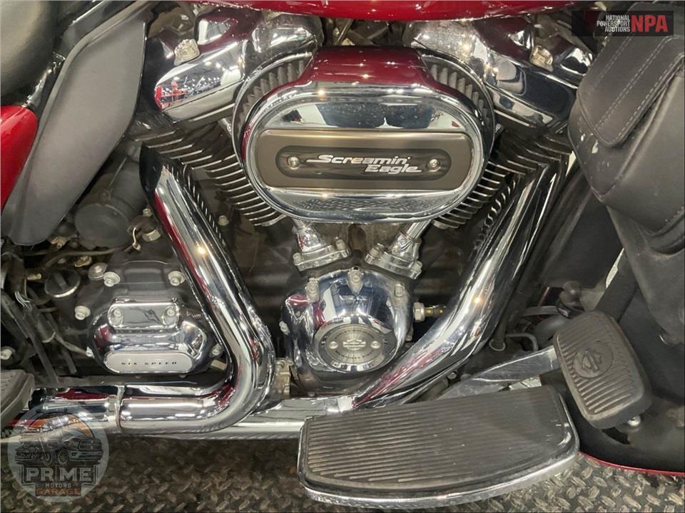 2021 Harley-Davidson FLHTCUTG TRI GLIDE ULTRA CLASSIC — фото 6