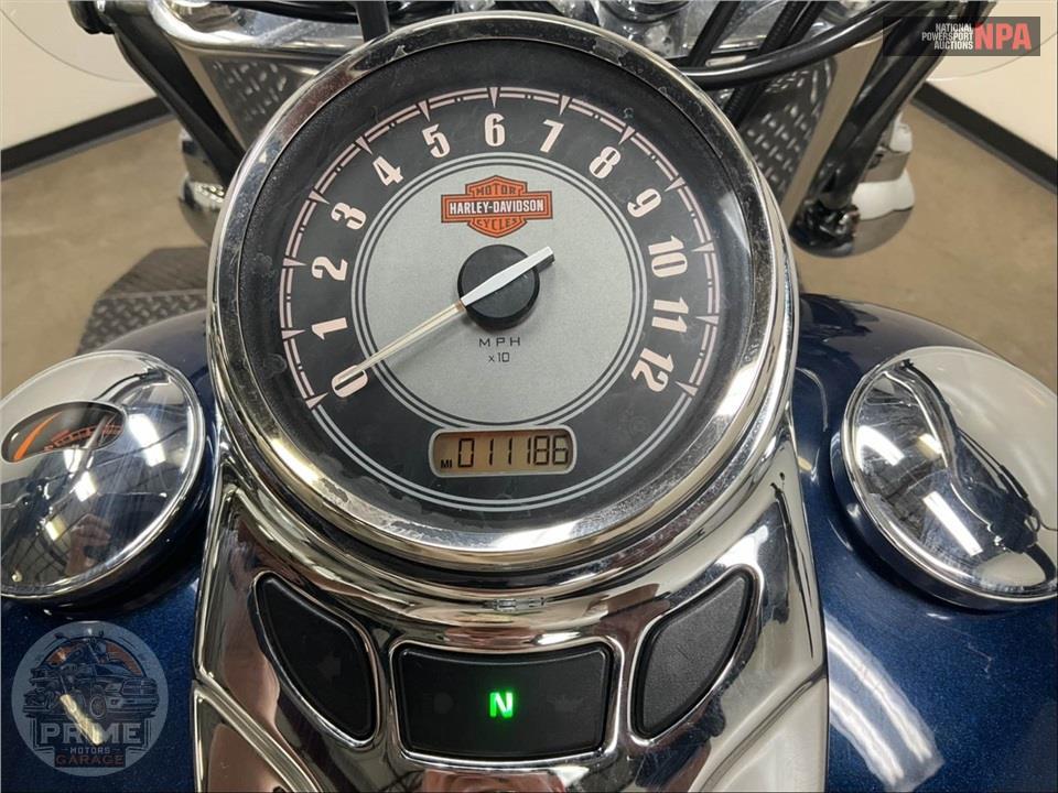 2012 Harley-Davidson FLSTC HRTG SFTL CLSC — фото 5