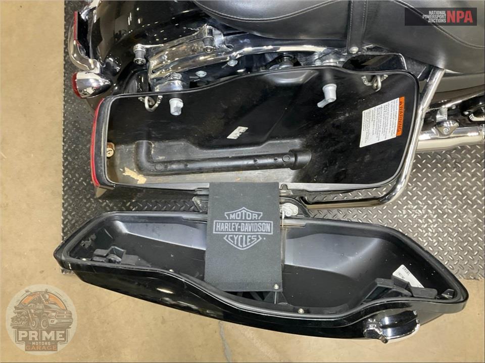 2019 Harley-Davidson FLHX STREET GLIDE — фото 35