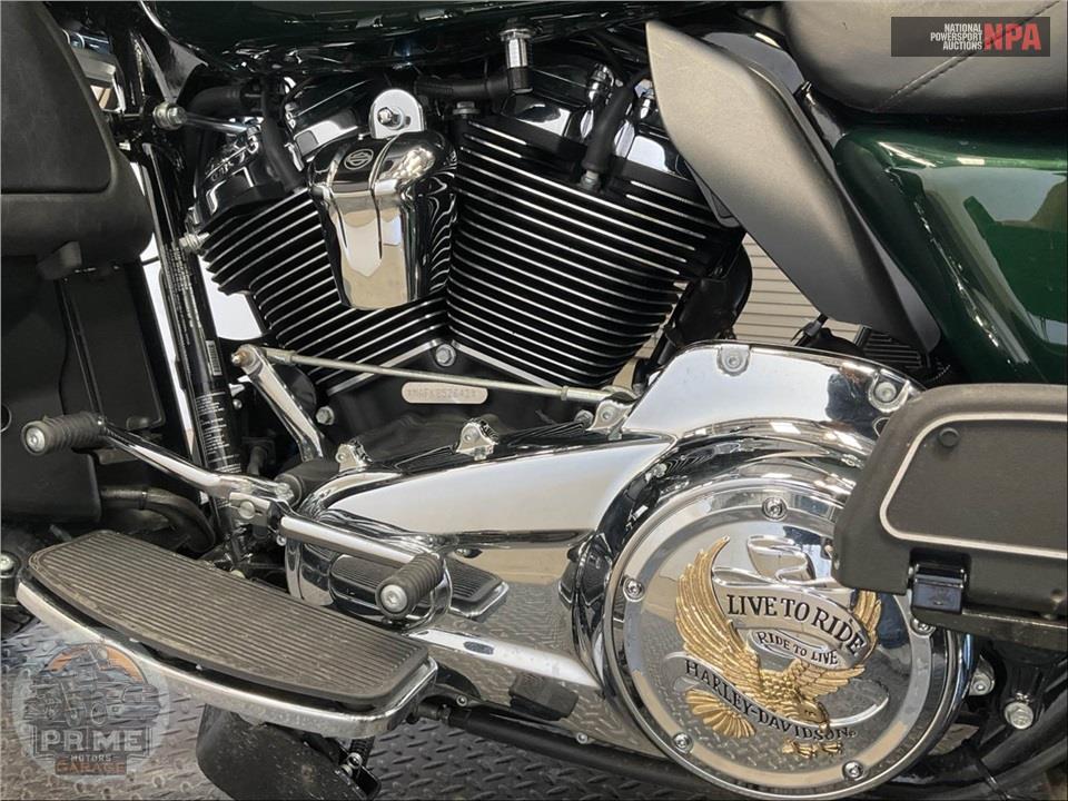2019 Harley-Davidson FLHTCUTG TRI GLIDE ULTRA — фото 7
