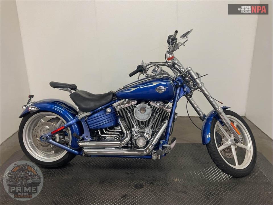 2010 Harley-Davidson FXCWC ROCKER SOFTAIL — фото 1