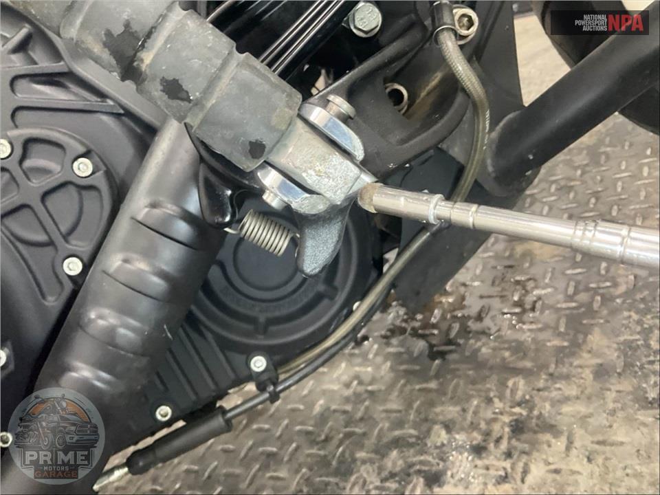 2020 Indian Motorcycle SCOUT BOBBER (ABS, BLACK) — фото 25