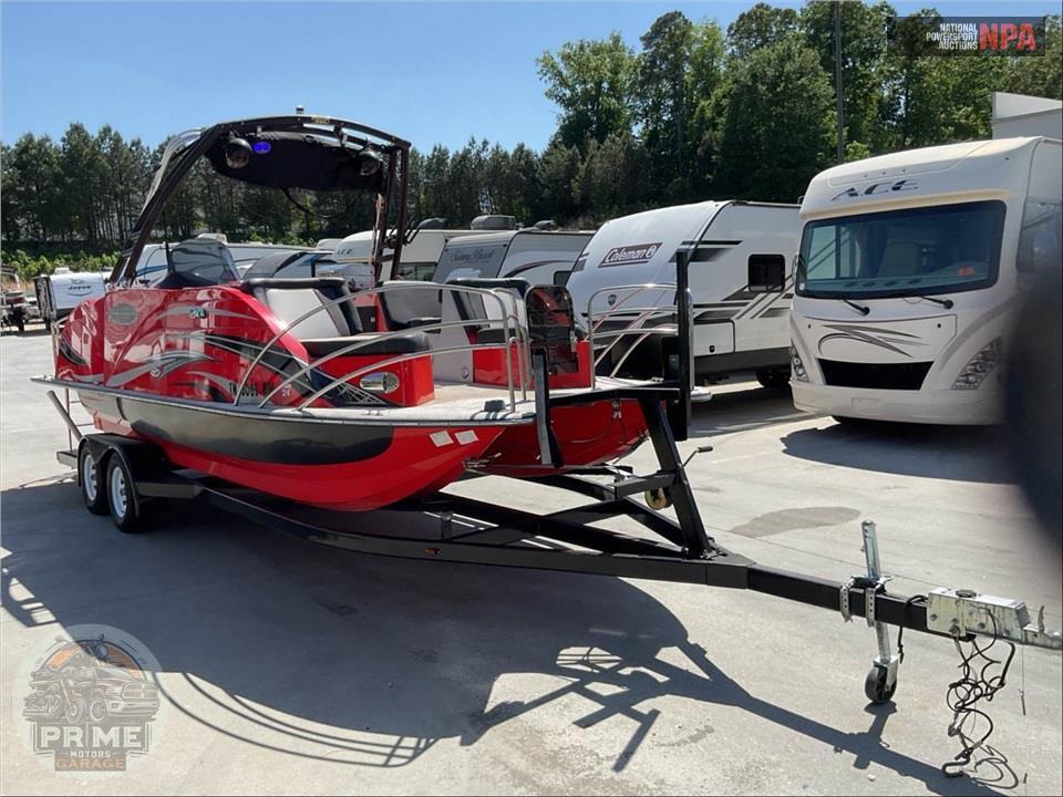 2017 Caravelle Boat Group 238 PF(***) RAZOR SERIES L=23/E=1 150HP EVIN OB — фото 1