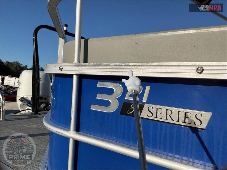 2023 Lexington Pontoons 321 ULTRA 3 SERIES L=22/E=1-90HP SUZUKI OB — фото 19