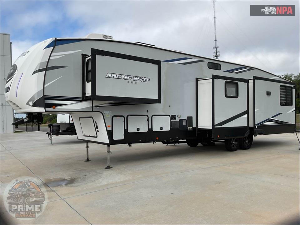 2021 Cherokee By Forest River M-3660SUITE - ARCTIC WOLF FIFTH WHEEL SERIES — фото 2