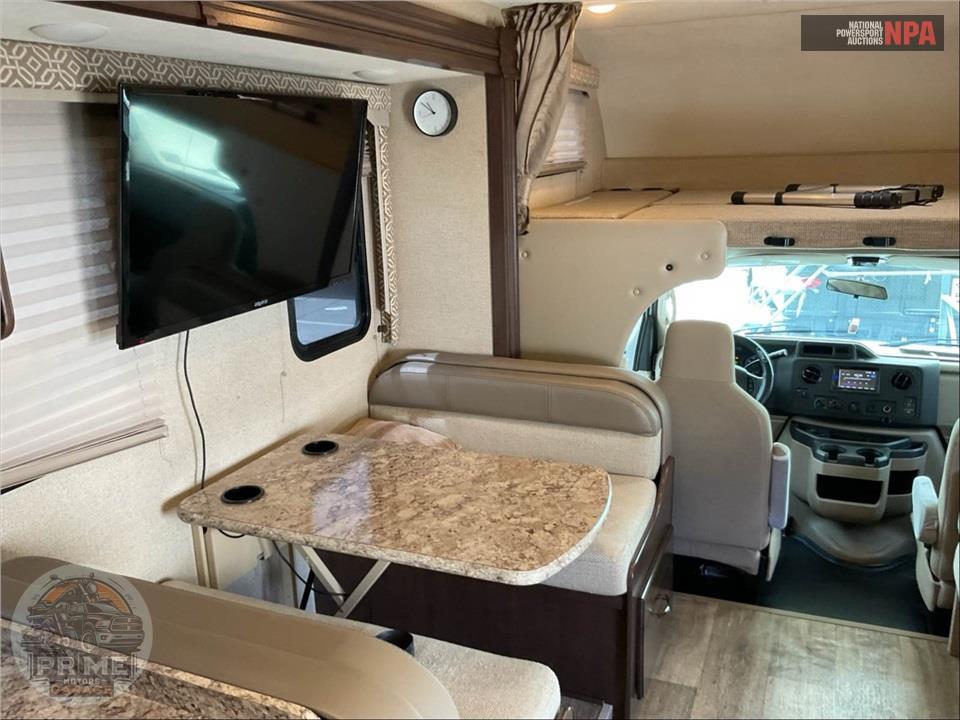 2017 Thor Motor Coach M-29FE E450-V10 - FREEDOM ELITE SERIES — фото 9
