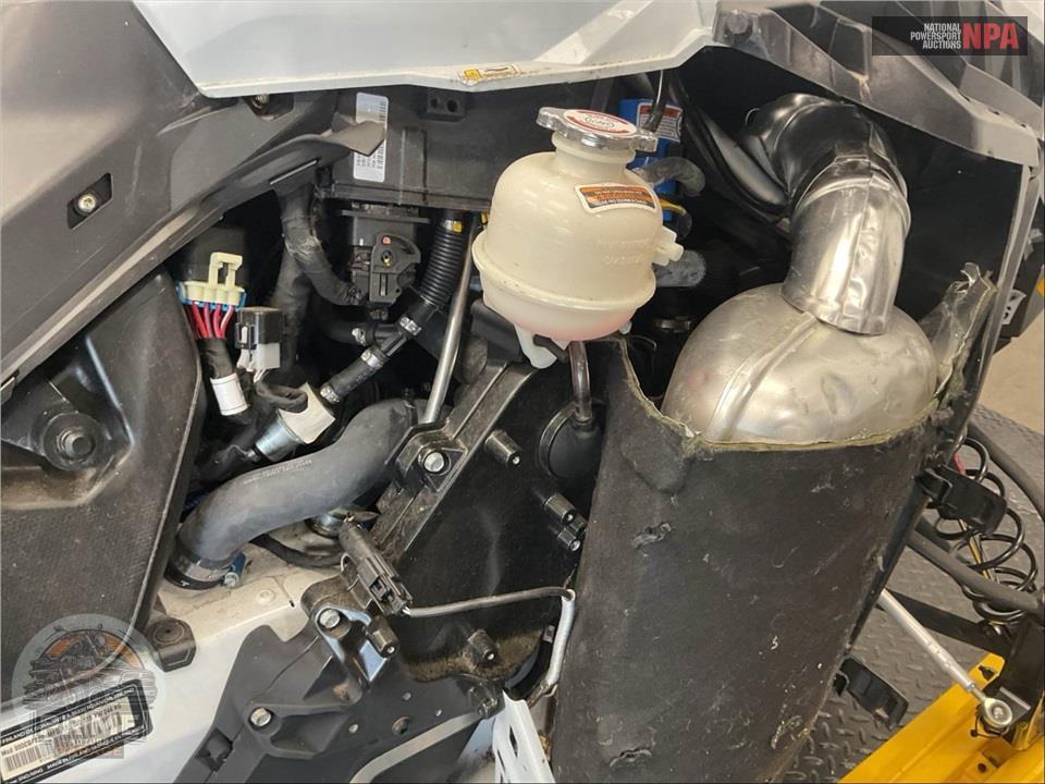 2023 Ski-Doo Summit Edge 154 850 E-TEC PowderMax Light FlexEdge 2.5" SHOT — фото 8