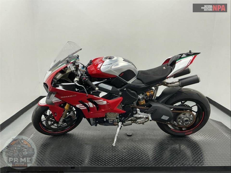 2024 Ducati PANIGALE V4 S — фото 3