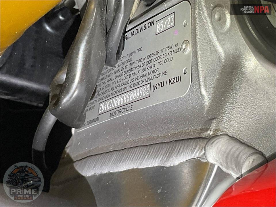 2024 Aprilia TUONO V4 FACTORY 1100 — фото 25