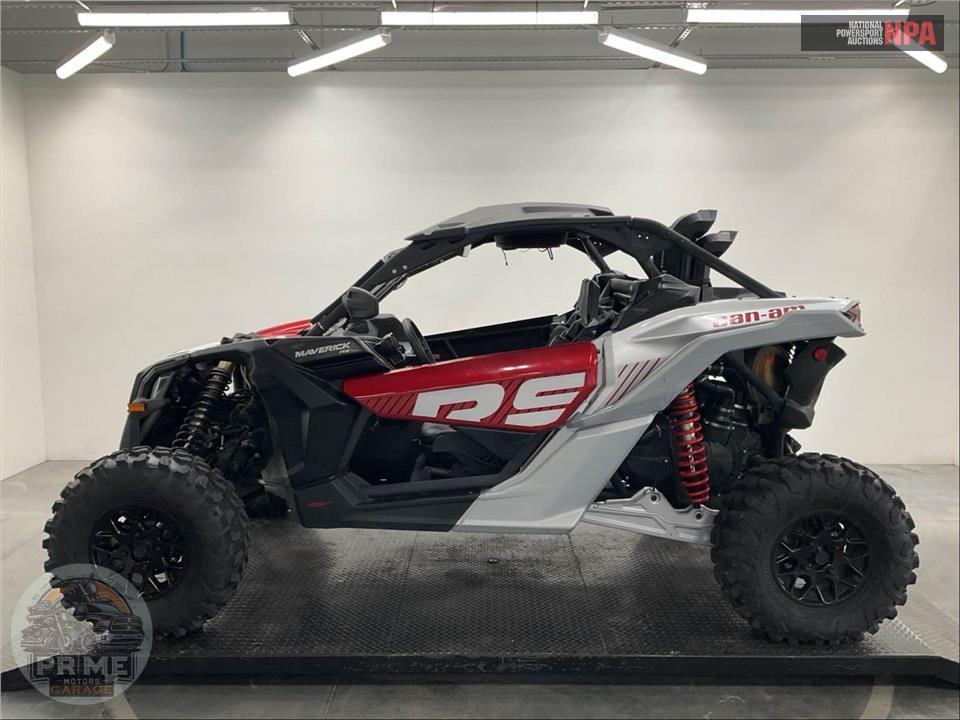 2024 Can-Am MAVERICK X3 RS TURBO (RED AND SILVER) — фото 3