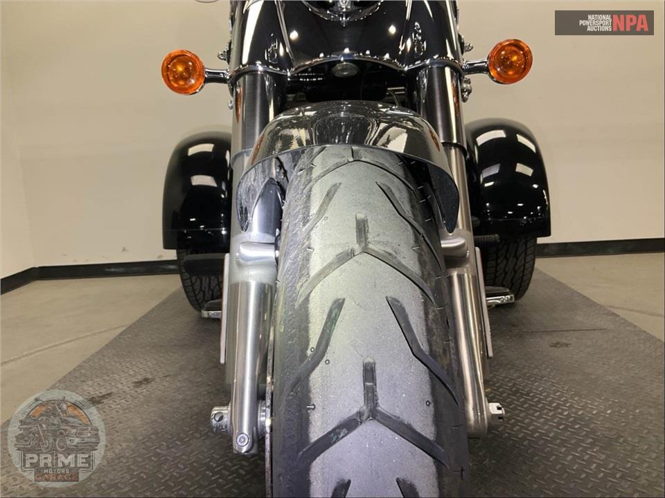 2022 Harley-Davidson FLRT FREEWHEELER — фото 14