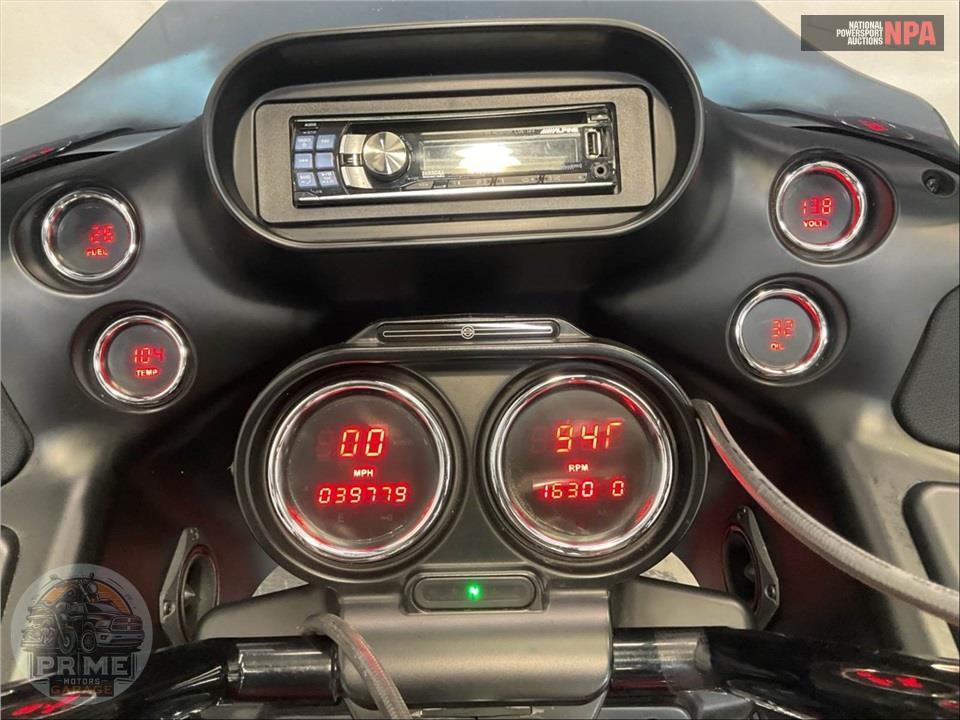 2013 Harley-Davidson FLTRU ROAD GLIDE ULTRA — фото 5