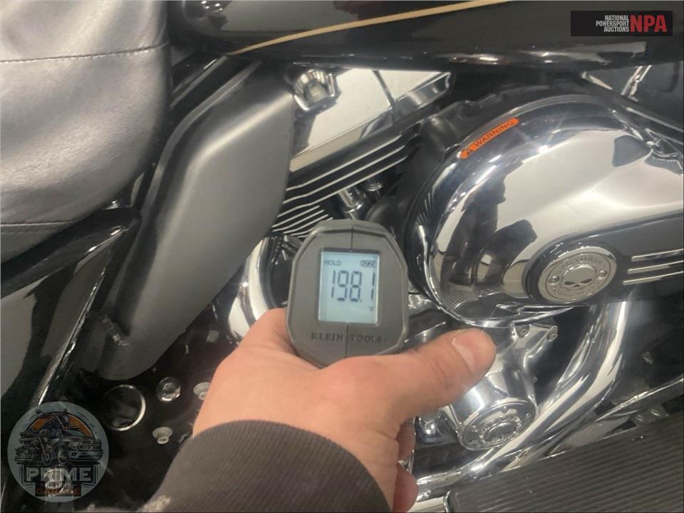 2016 Harley-Davidson FLHTK ELECTRA GLIDE ULTRA LIMITED — фото 8