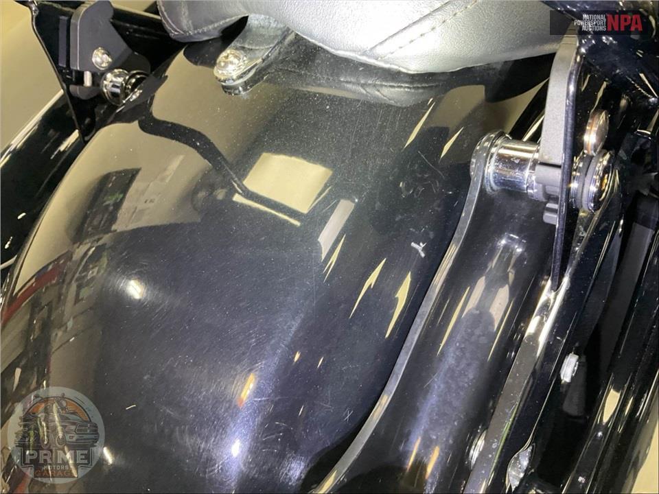 2015 Harley-Davidson FLTRX ROAD GLIDE — фото 17