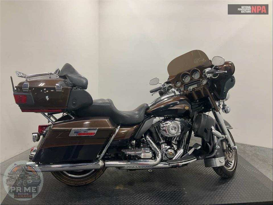 2013 Harley-Davidson FLHTK EL GLIDE UL LI ANN — фото 1