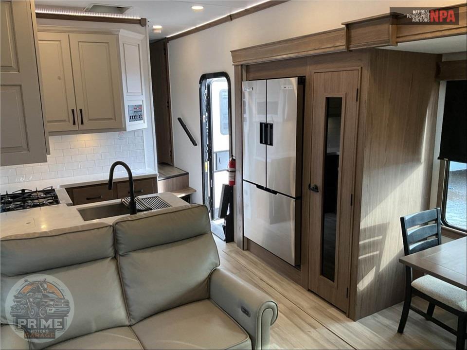 2024 Alliance Rv M-395DS - PARADIGM FIFTH WHEEL SERIES — фото 7