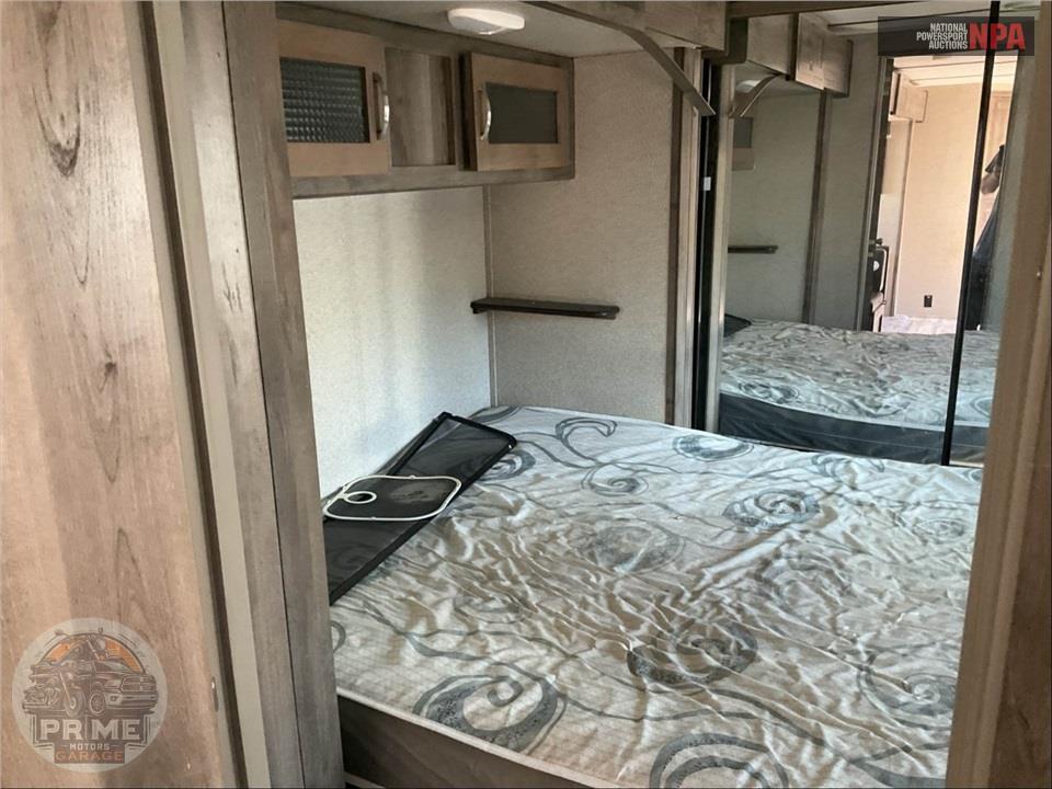 2018 Keystone Rv M-29 BH - SPRINTER CAMPFIRE EDITION SERIES — фото 14