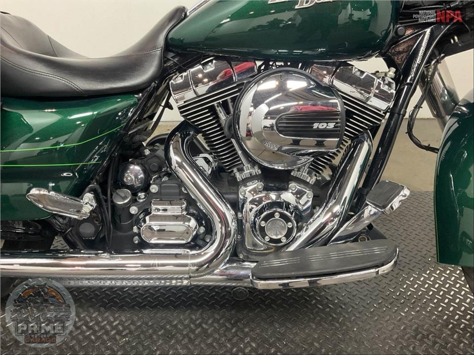 2015 Harley-Davidson FLHXS STREET GLIDE SPECIAL — фото 7