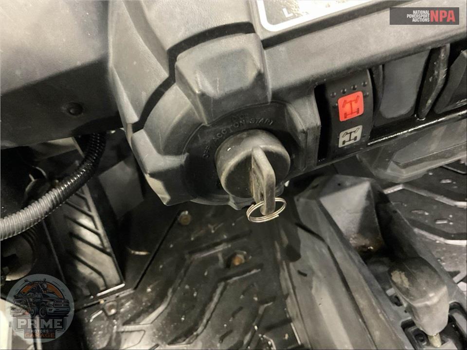 2019 Can-Am MAVERICK SPORT MAX DPS 1000R — фото 7
