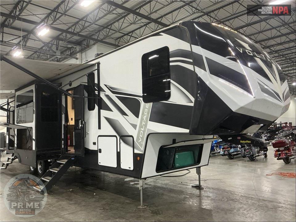 2021 Voltage M-3845 - TOY HAULER TOY HAULER SERIES — фото 1