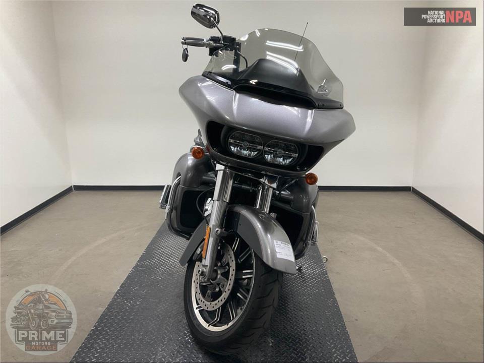 2016 Harley-Davidson FLTRU ROAD GLIDE ULTRA — фото 2