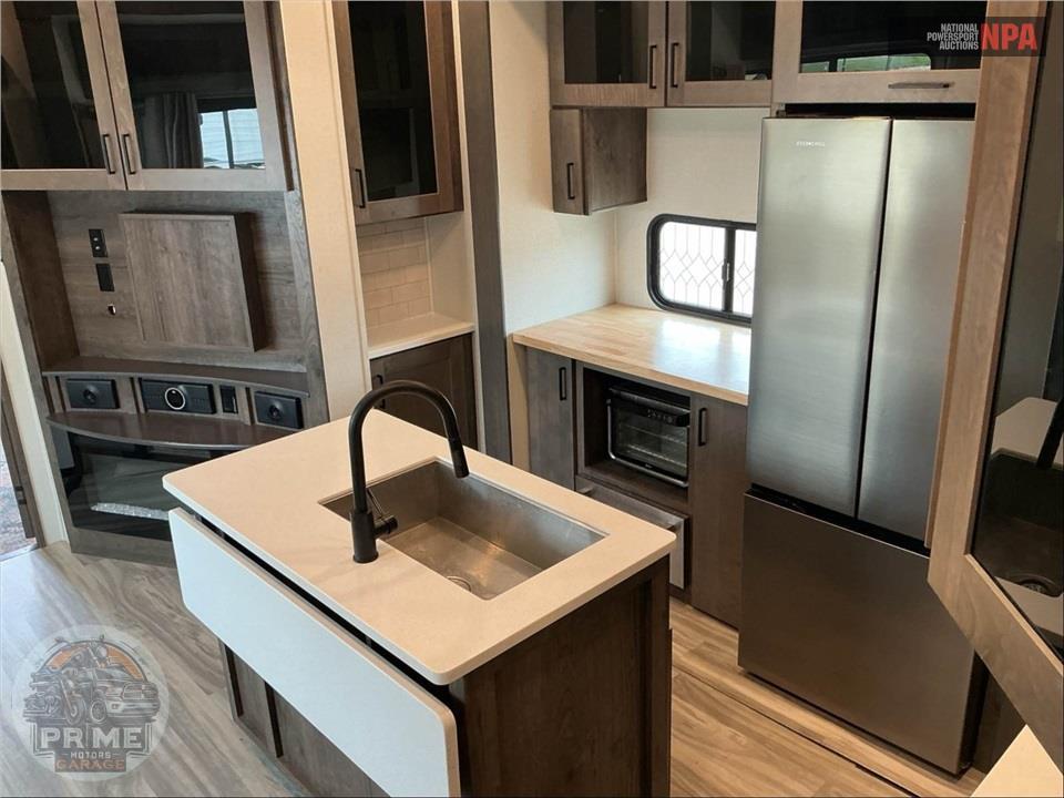 2023 Alliance Rv M-36V11 - VALOR FIFTH WHEEL SERIES — фото 6