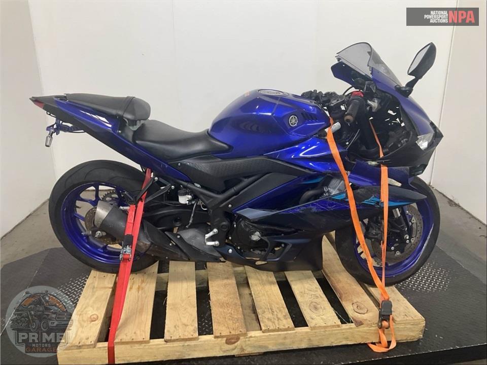 2024 Yamaha YZF-R3 — фото 1