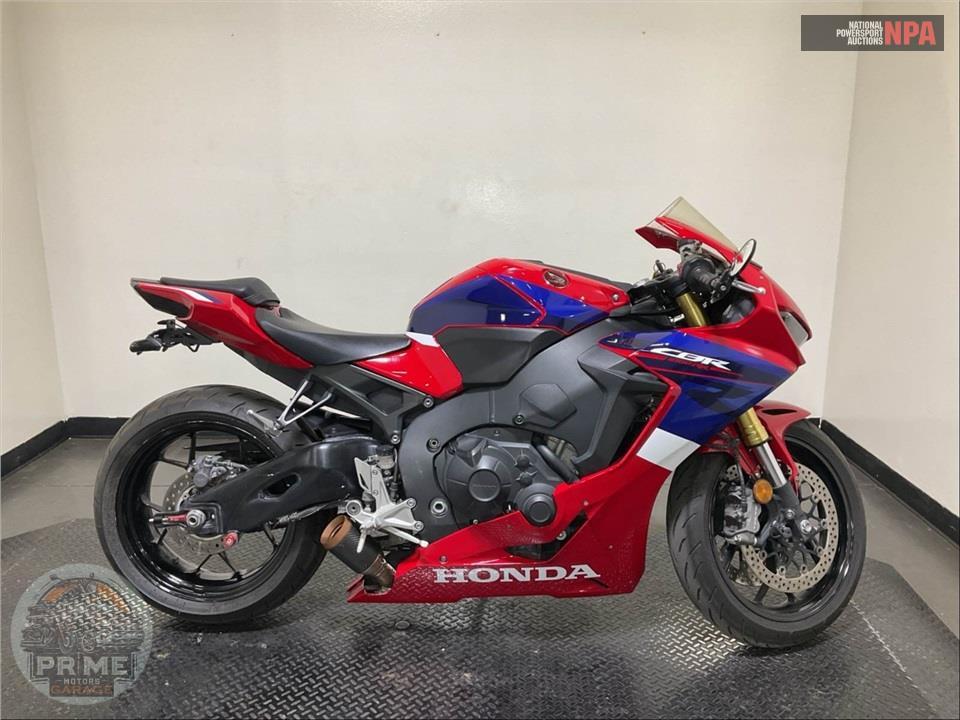 2023 Honda CBR1000RR — фото 1