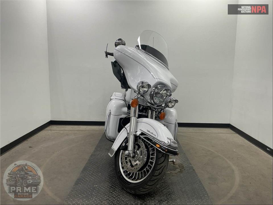 2012 Harley-Davidson FLHTCU UL CLSC EL GLIDE — фото 2