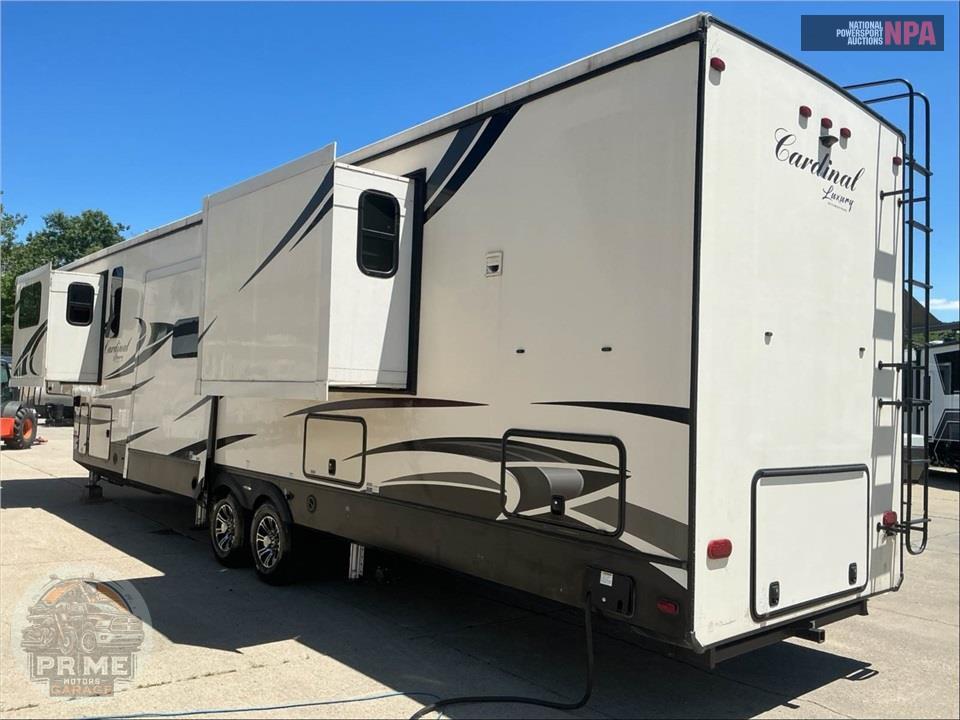 2020 Cardinal By Forest River M-370FLX - LUXURY FIFTH WHEEL SERIES — фото 3